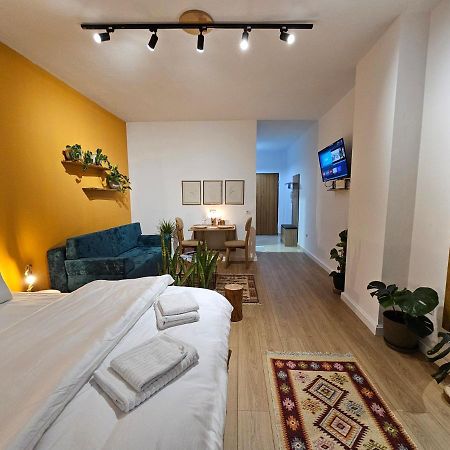 Vibe Studio Apartment Tirana Exterior photo