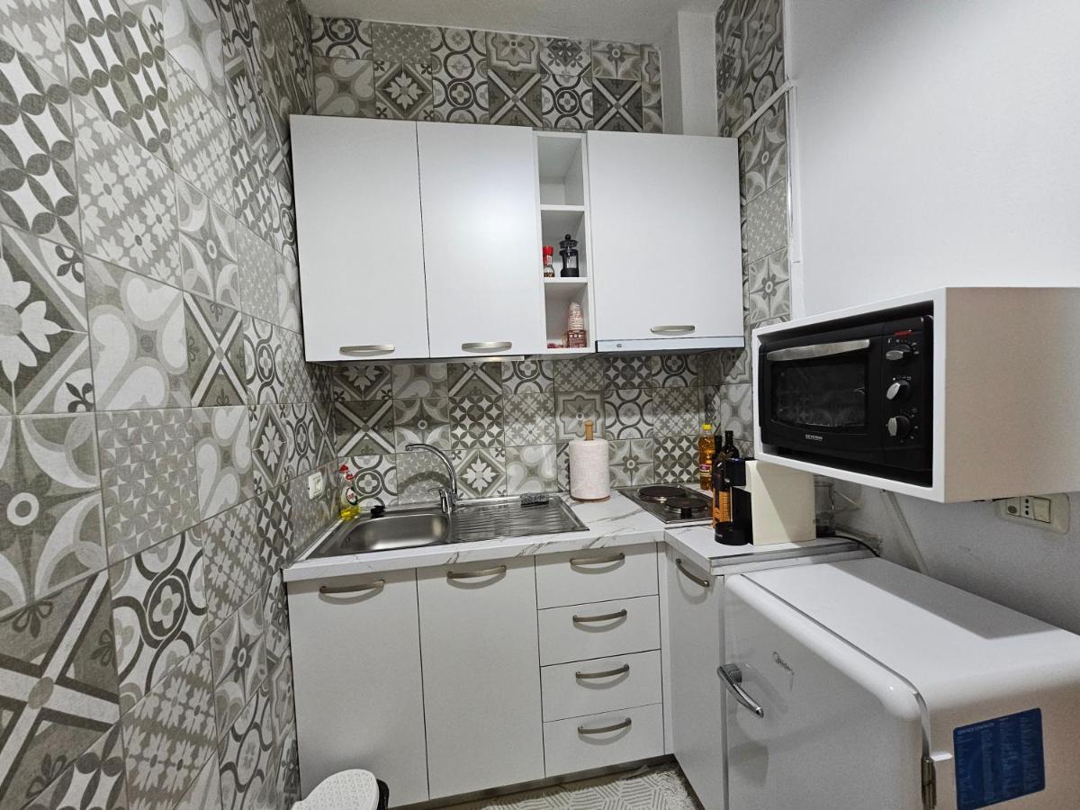 Vibe Studio Apartment Tirana Exterior photo